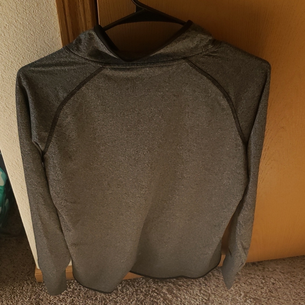 Pullover - Picture 3 of 3